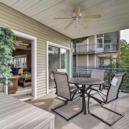 Waterfront Lake Ozark Condo With Deck And Pools Eksteriør bilde