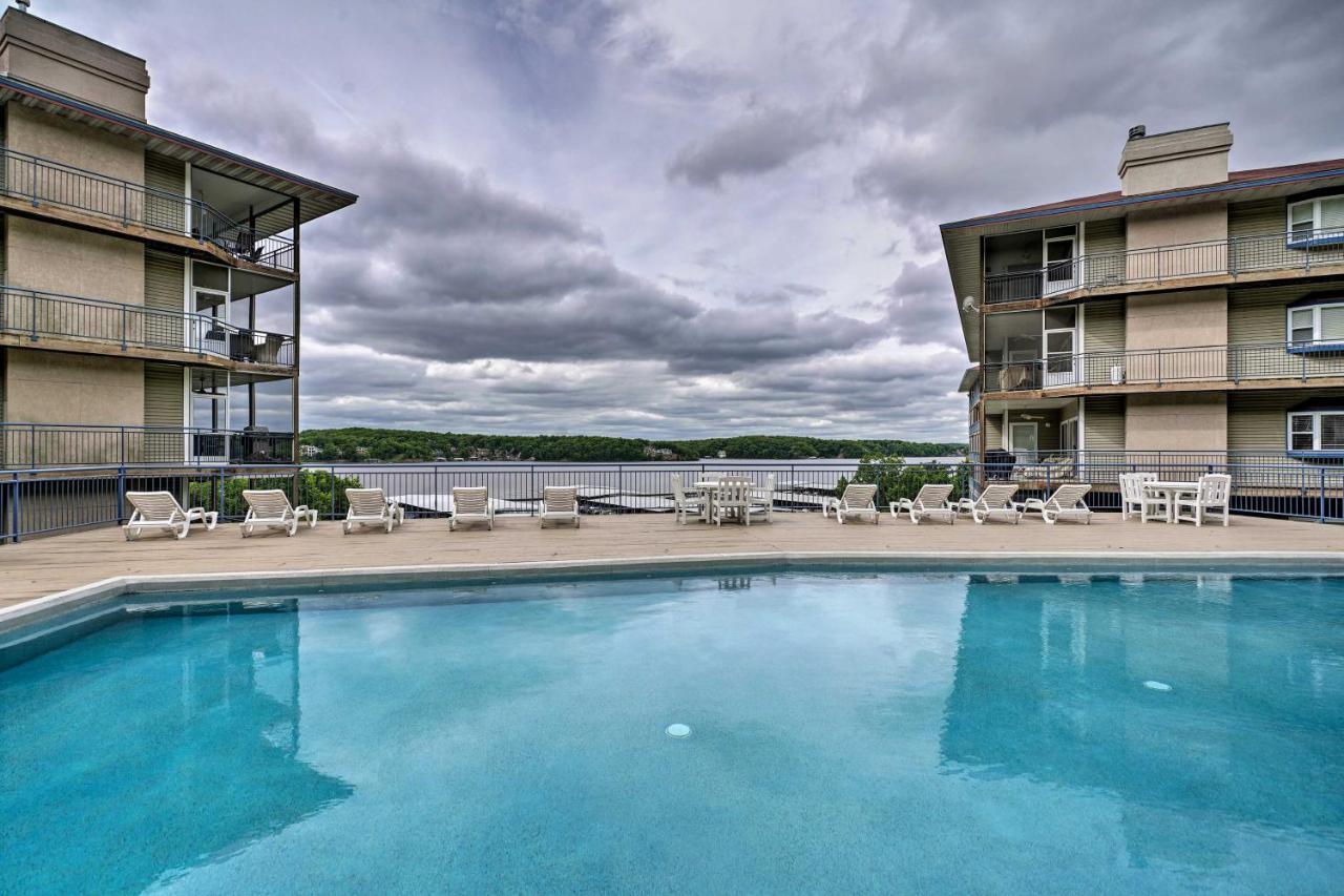 Waterfront Lake Ozark Condo With Deck And Pools Eksteriør bilde